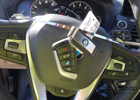 2019 BMW X3 xDrive30I z USA, uszkodzony, nr VIN 5UXTR9C58KLR04404